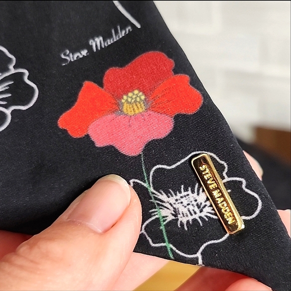 👉STEVE MADDEN BREECE BLK SATCHEL BAG W/ COLORFUL SCARF, STRAPS & POUCH ~VEGAN - Picture 7 of 11